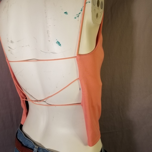 Moda International Open String Back Cami - Picture 6 of 7